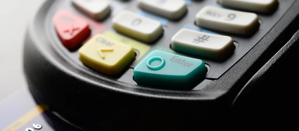 K&ouml;zelk&eacute;p egy sz&aacute;mol&oacute;g&eacute;p billentyűzet&eacute;ről, kiemelt gombokkal, egy ingyenes nyerem&eacute;nyad&oacute; kalkul&aacute;tor hangulat&aacute;ban