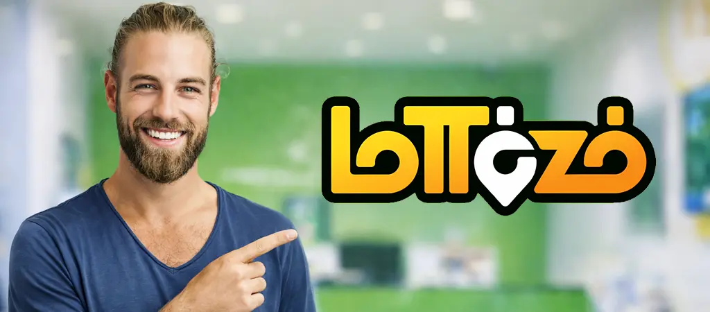 Mosolyg&oacute; f&eacute;rfi a lott&oacute;z&oacute; hivatalos partner log&oacute;ra mutat, a magyarorsz&aacute;gi lott&oacute;z&oacute; &uuml;zemeltet&eacute;s felt&eacute;teleinek &eacute;s partneri egy&uuml;ttműk&ouml;d&eacute;s&eacute;nek szeml&eacute;ltet&eacute;se